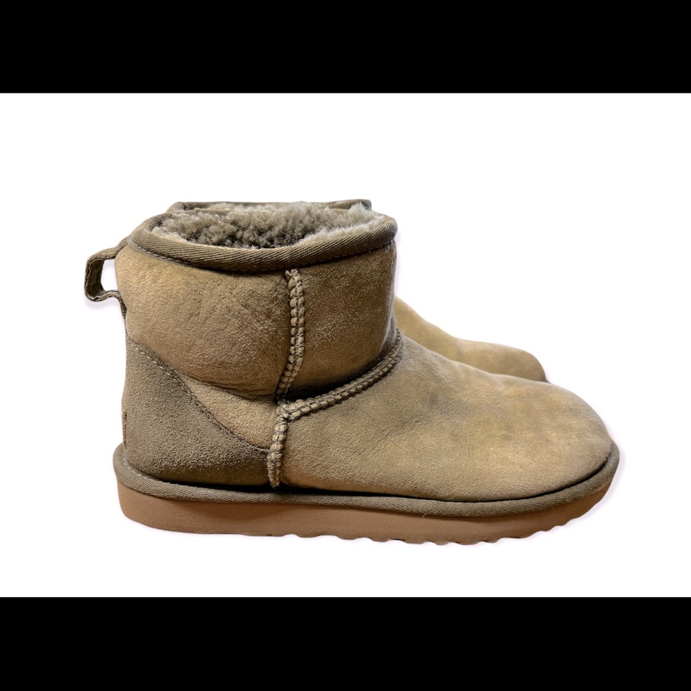 UGG Boots tan
